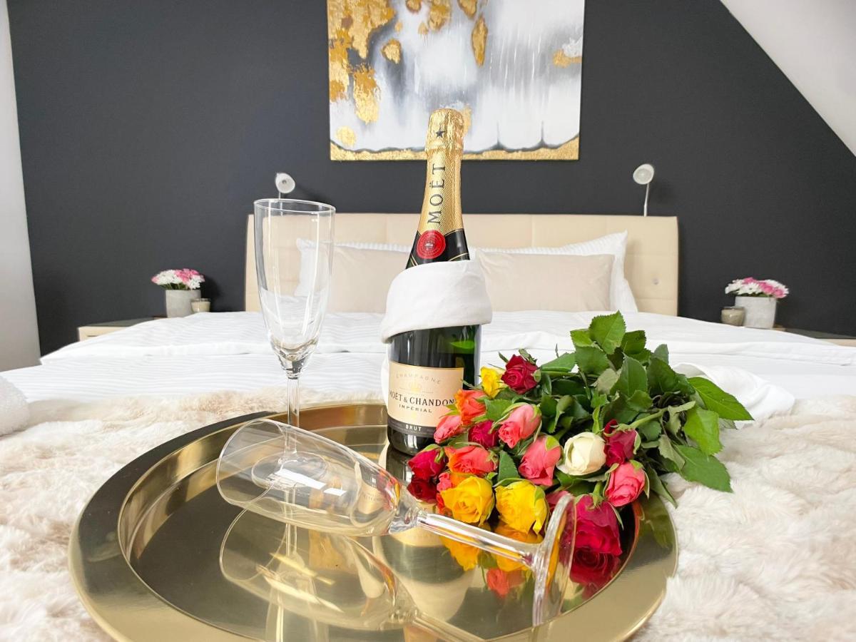 M-Style 04 Apartment Mit Balkon Und Gasgrill, 24H Self-Check-In, Free Parking, Netflix Nuremberg Exterior photo